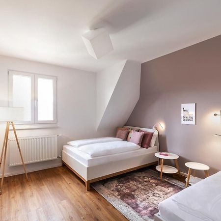 Primera Zimmer Mit Gemeinschaftsbad Singen Exterior foto